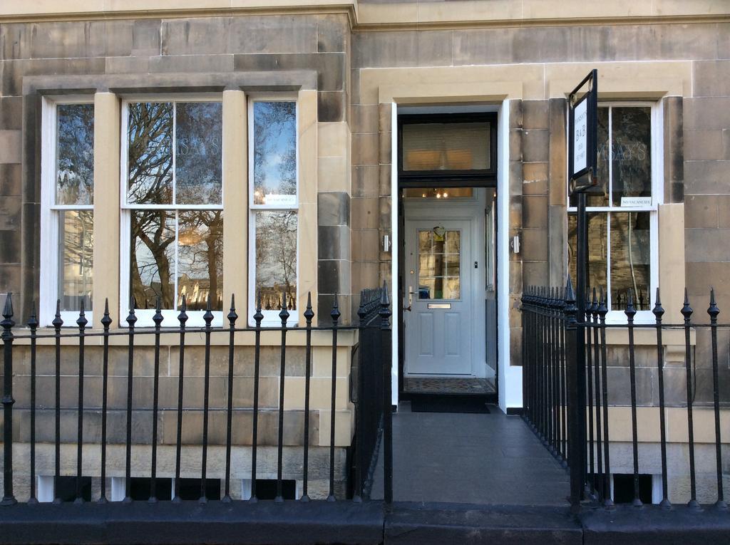 Ramsay'S Bed & Breakfast - Edinburgh — Photos 2